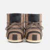 Jacquemus + Moon Boot Icon Low: stivaletti in feltro a righe beige