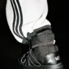Sneakers Adidas X Moon Boot Black Ace Mid-Top Sneakers Adidas X Moon Boot Black Ace Mid-Top
