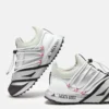 Sneakers basse Adidas X Moon Boot Ultraboost 1.0 in argento opaco Sneakers basse Adidas X Moon Boot Ultraboost 1.0 in argento opaco